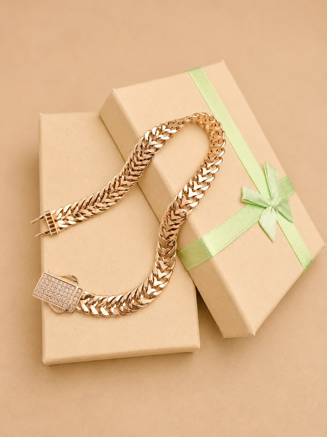 Eclava estilo petatillo en oro real 14k