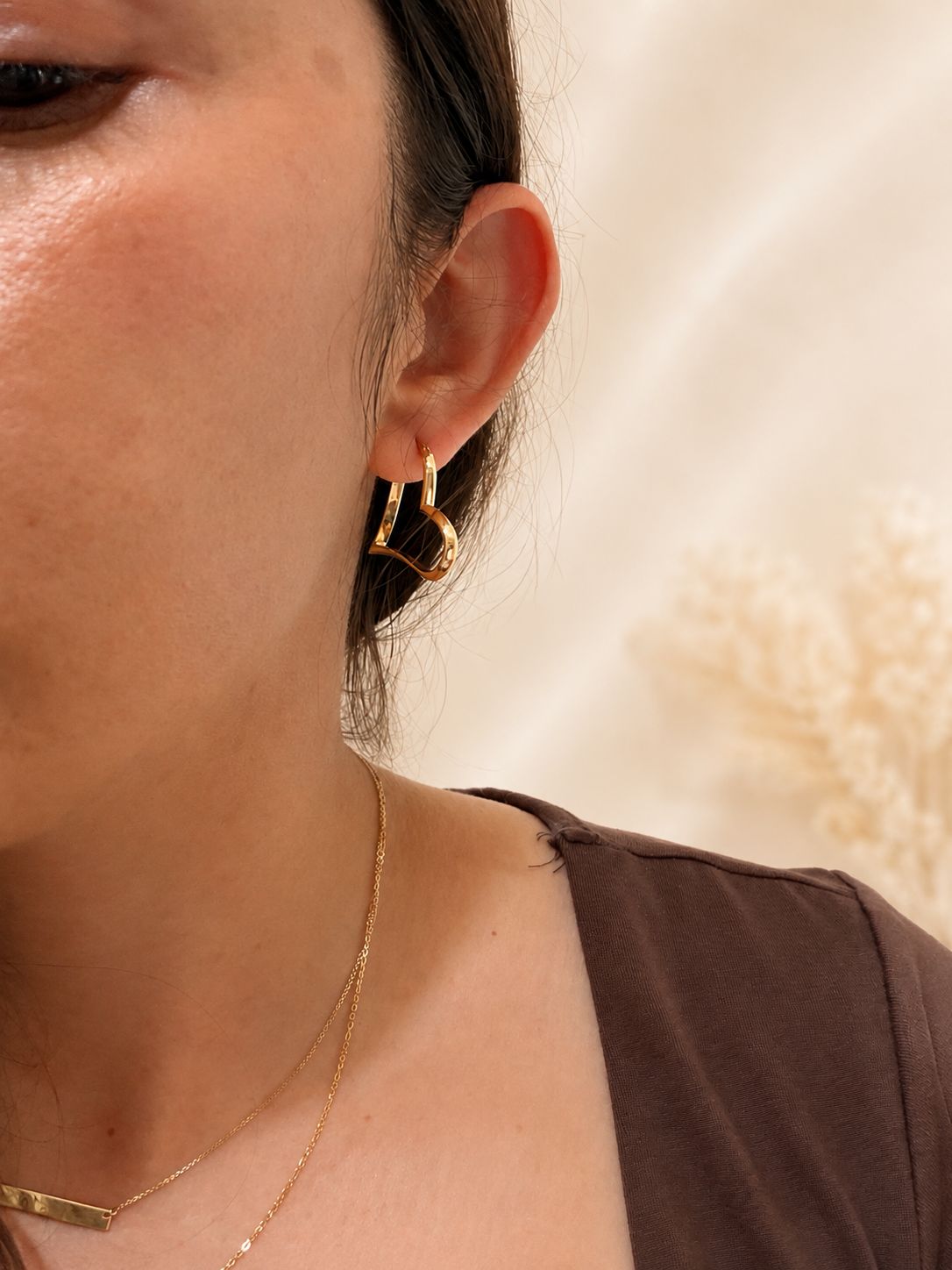 Arracadas tipo corazon en oro real 14 k